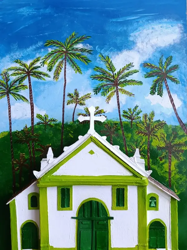 Igrejinha branca com detalhes verdes entre coqueiros pintados à mão, em quadro 3D inspirado na Igrejinha dos Carneiros (PE)
